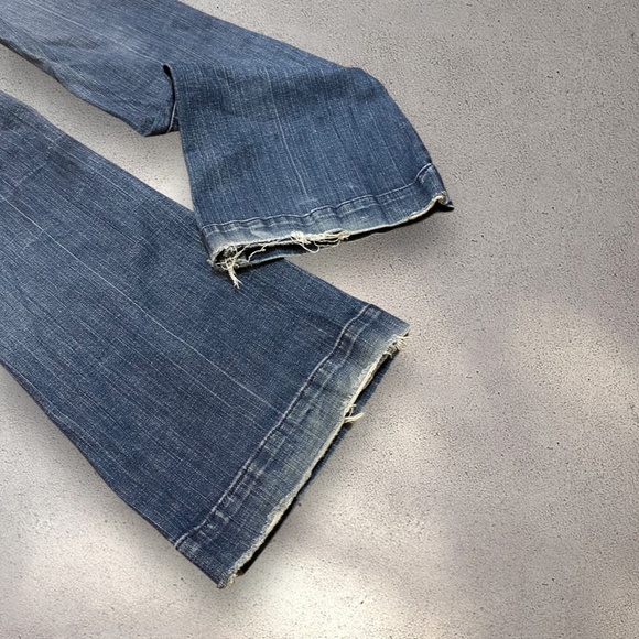 !! SOLD DO NOT BUY !! Gap “Limited Edition” Low Rise Bootcut Jeans - Picture 6 of 7